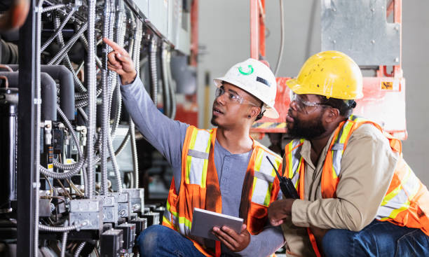 Best Emergency Electrical Repair  in Newburg, WI